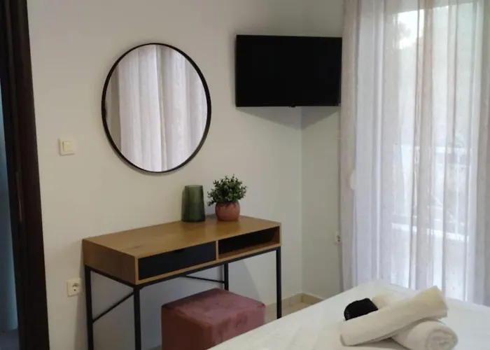 Appartement Theo Luxury Néa Péramos