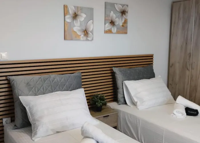 Theo Luxury Appartement Néa Péramos